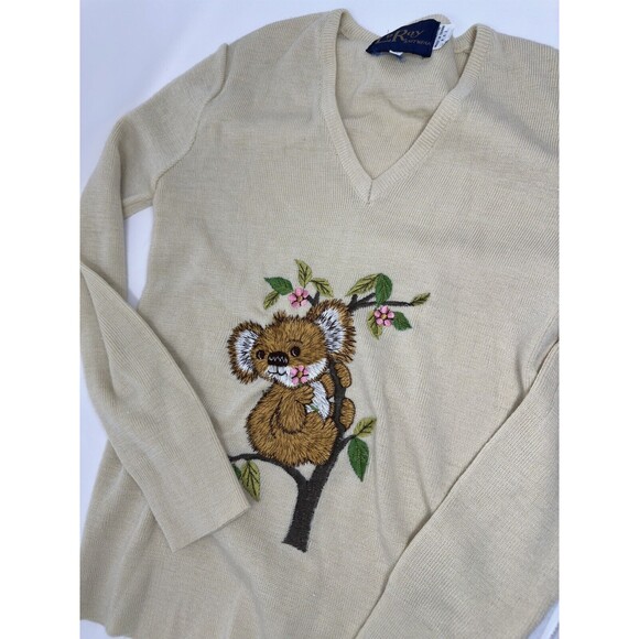 Vintage 70’s Le Roy Acrylic Sweater Womens S beige V Neck Koala bear - Picture 3 of 6